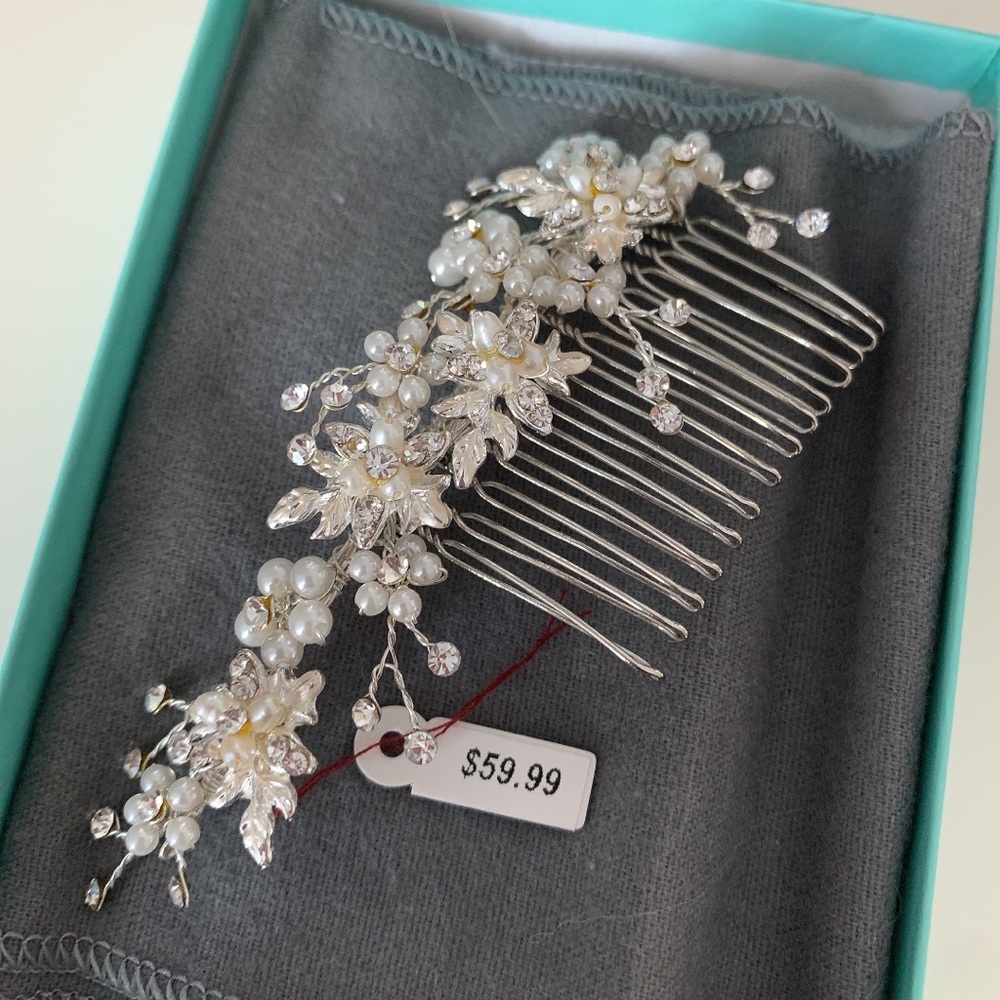 Pearl Bridal Hair Clip